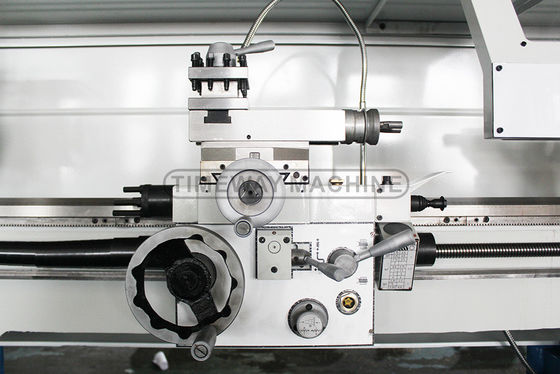 Max. Swing Diameter 410mm Light Duty Precision Gap Bed Lathe CM-400 met prestaties