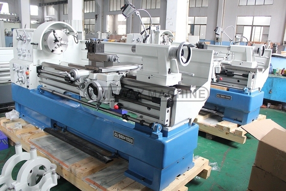788mm Swing in Gap en Bewerkingscapaciteit Universele Centrale Draaienmachine met 2-assige DRO