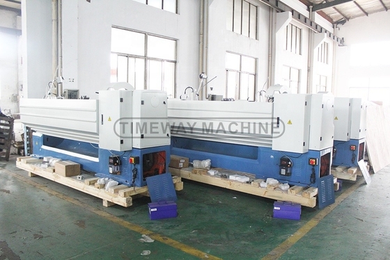 788mm Swing in Gap en Bewerkingscapaciteit Universele Centrale Draaienmachine met 2-assige DRO