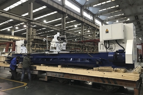 1800 mm horizontale schommelende grote parallel draaiende draaimachines voor gereedschapskamerontwerp