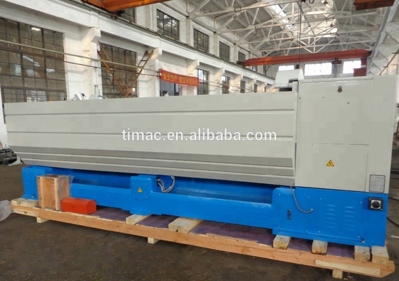 Max. swing over gap 900mm Universal Precision Gap-bed of Bench Lathe / Tornos CL-660 voor productie-installatie