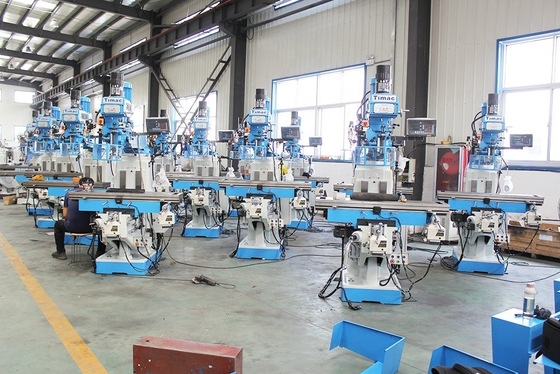 2.2kW Spindelmotorkracht 3-assige DRO universele roterende kop freesmachine voor frezen