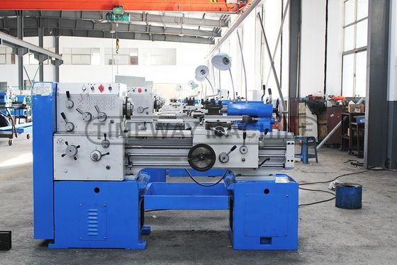 16 1600 r.p.m. Metalen draaibank met hoge precisie Mini draaibank machine met 1500 kg gewicht