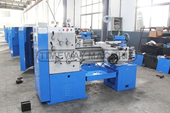 16 1600 r.p.m. Metalen draaibank met hoge precisie Mini draaibank machine met 1500 kg gewicht