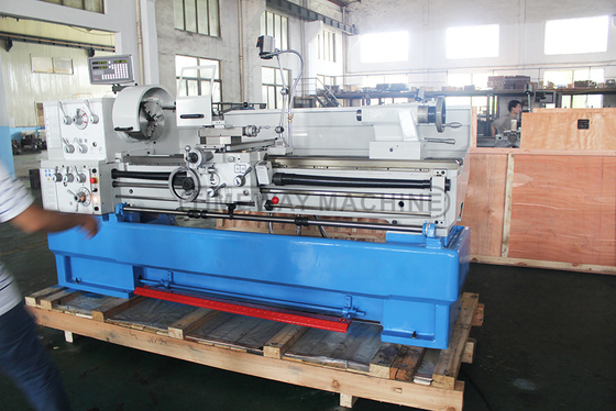 2720x1120x1700mm Universal Gap Bed Lathe of Torno CL-410 CL-460 5,5 kW Spindelmotor Vermogen