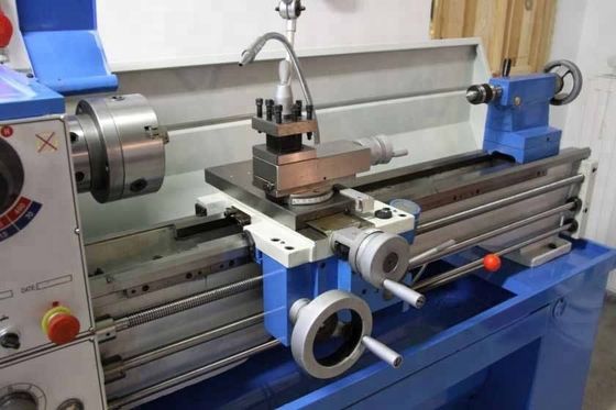 330 mm Max. Swing Diameter Precision Gear Head Engine Lathe High Precision Metal Lathe Machine