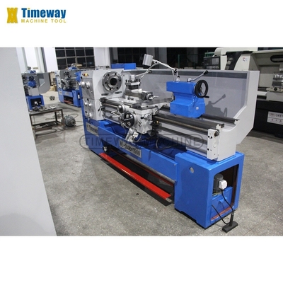 7.5kW Spindelmotorkracht Zware metaal draaibank/Universal Gap-bed draaibank 3500 kg Gewicht
