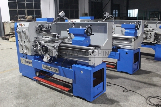 7.5kW Spindelmotorkracht Zware metaal draaibank/Universal Gap-bed draaibank 3500 kg Gewicht