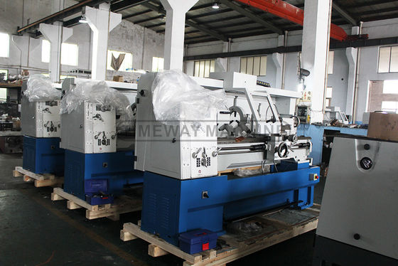 Spindle Bore 52mm Centrum draaibank voor Max. Gekeerde lengte van 1500mm CM-400x1000 CM-400x1500