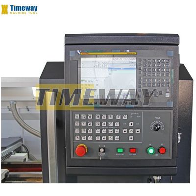 Veelzijdige boerderijen Multifunctionele platte machine tool 660mm Swing Flat Bed CNC draaibank