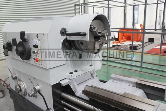 3900 kg Gewicht 3725x1473x1622 mm Warmmachine draaibank Metalen draaibank voor het snijden van draden