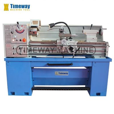 Precision Universal Metal Mechanical Parallel Lathe Machine met 1000 mm werkstuklengte