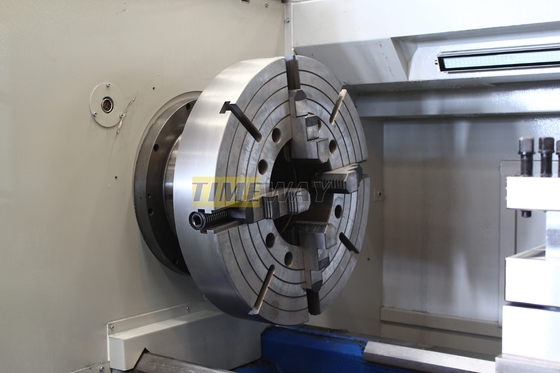 QK-255F-serie CNC Oil Country Lathe Pipe Thread Machining Center met 420mm X Axis Travel