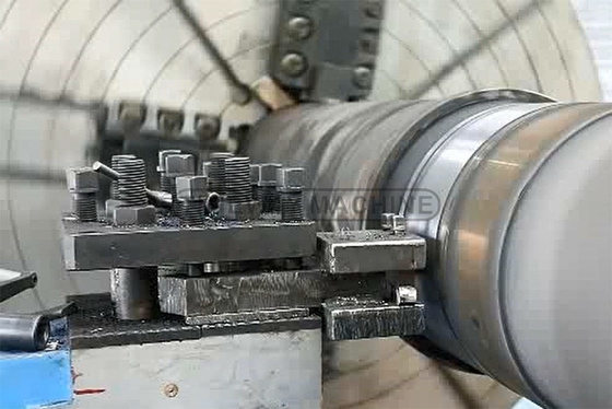 Metalen CNC draaibank AK-2000H hoge precisie en zware taak met max. koppel van chuck 80KN.m