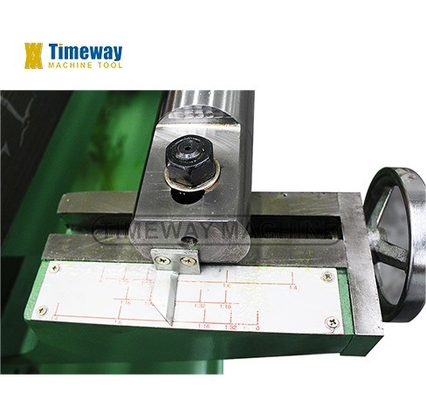 11kW Spindelmotorkracht Q-225 Pipe Threading Lathe Machine met 1350/2850mm Z-axis Travel