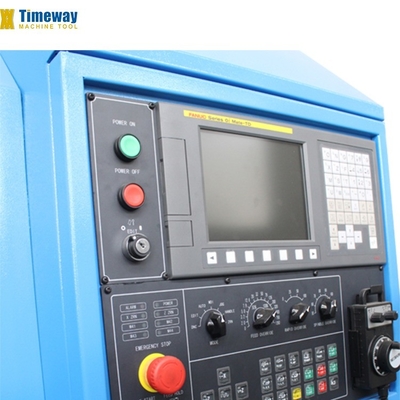 130 mm Spindle Bore Flat Bed CNC draaibank voor hoge precisie draaitoepassingen