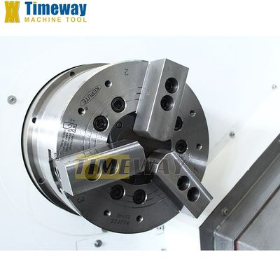 Metalen draaiveld CNC-draaibank met 550 mm Z-as en 12 N.m snijmoment