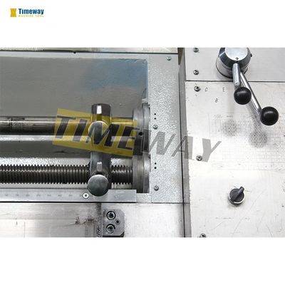 Snelheidswerktafel 1600mm Verticale draaibank voor werkstuklengte 1400mm