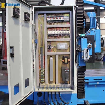 Universele metaalfreesmachine 82 505 r.p.m. 1200 KG met hoge snelheid en concurrentie