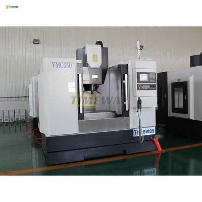7.5/11kw Hoofdmotorvermogen VMC650 3-assig CNC Verticaal Bewerkingscentrum voor zware onderdelen