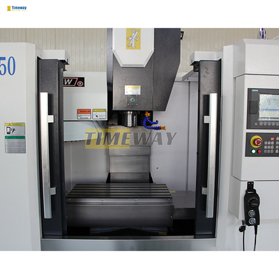 7.5/11kw Hoofdmotorvermogen VMC650 3-assig CNC Verticaal Bewerkingscentrum voor zware onderdelen