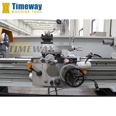Splitsingsbed draaibank met afstand tussen de centers 1000 mm en max.