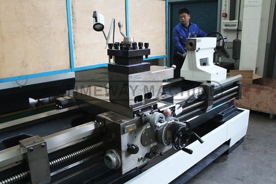 240 mm Gap Length Manual Lathe Universal Gap-bed Lathe