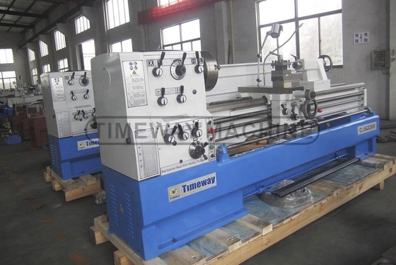 Hoge precisie 2000mm Universal Gap Bed Lathe CL-460 met 5,5 kW spindelmotorvermogen
