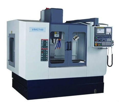 500 kg laadvermogen VMC745 CNC freesmachine Verticaal bewerkingscentrum voor metaal
