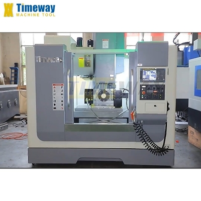 Roterende tafel Verticaal frezen VMC850G 5-assig CNC-bewerkingscentrum met hoge nauwkeurigheid
