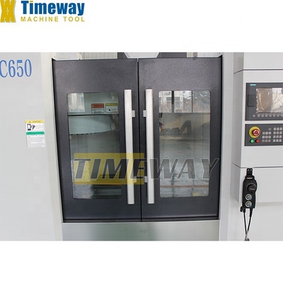 BT40 Spindel Taper Timeway VMC550 3-assige lineaire geleidingslijn Verticaal bewerkingscentrum CNC-machine