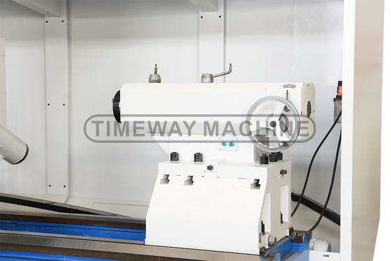 AK-1400C CNC zware draaibank horizontale draaibank 1010mm Bedbreedte 1400mm Max. Swing over bed