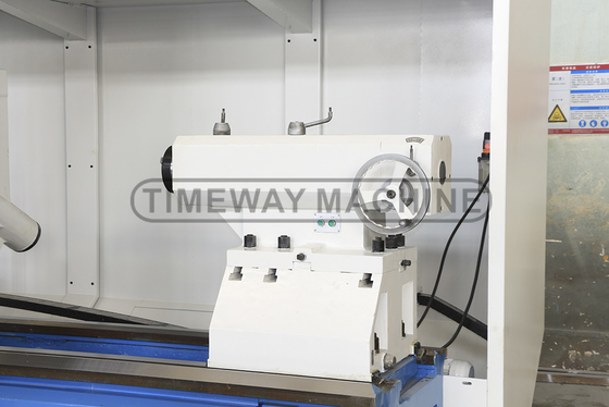 Hoge precisie AK-1800C CNC Metal Lathe Machine met 1410mm Max. Swing over Cross Slide