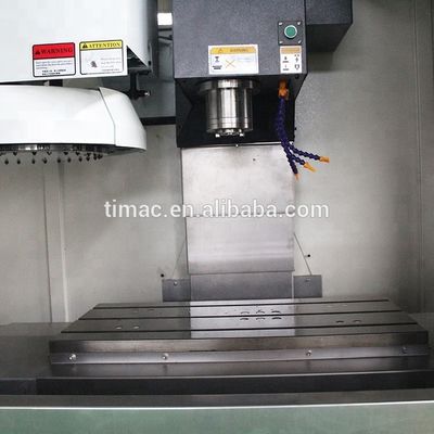 500 mm Spindle Travel VMC550 3-assige lineaire spoorverticale bewerkingscentrum CNC-machine