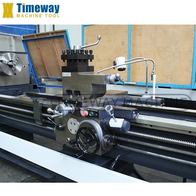 Max. Gekeerde lengte 1450mm Hoogprecisie gat-bed draaibank met een gemakkelijke hantering en swing 800mm