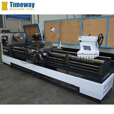 Max. Gekeerde lengte 1450mm Hoogprecisie gat-bed draaibank met een gemakkelijke hantering en swing 800mm
