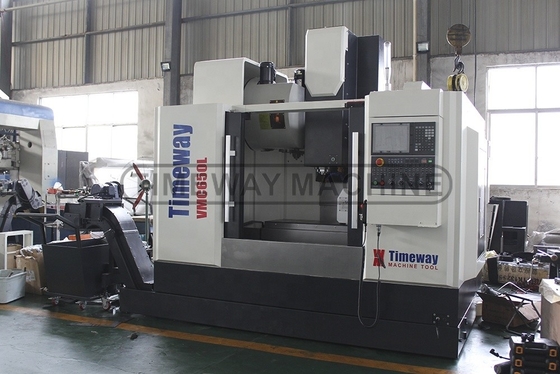 Table Travel X 700mm VMC650L Verticale CNC-freesmachine met schijftype ATC-prestaties