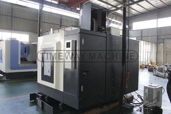 Table Travel X 700mm VMC650L Verticale CNC-freesmachine met schijftype ATC-prestaties