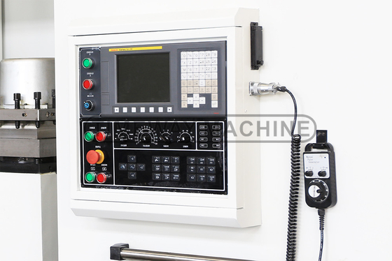 0 N.m Snijmoment Automatische metaalbewerkingsmachine AK-1250C voor horizontale draaien