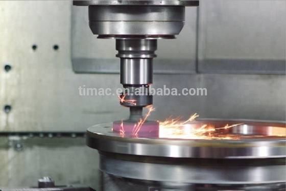 800 mm Tafelvervoer Vijfassig verticaal CNC-bewerkingscentrum voor kleine batchproductie