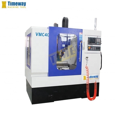 24 Gereedschapsmagazin Capaciteit VMC400 Verticaal bewerkingscentrum met 2,2 kW hoge precisie