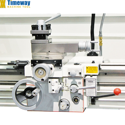 Top Slide Travel 140mm CM-400 Gap Bed Lathe Machine met 45 1800 r.p.m. Spindelsnelheid