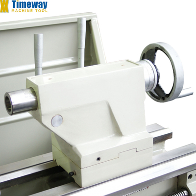 Top Slide Travel 140mm CM-400 Gap Bed Lathe Machine met 45 1800 r.p.m. Spindelsnelheid