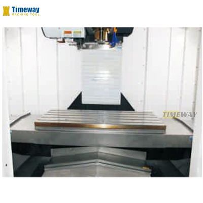 1300 mm Tafelreis Hoogprecisie Verticaal Bewerkingscentrum voor Geavanceerde Bewerking