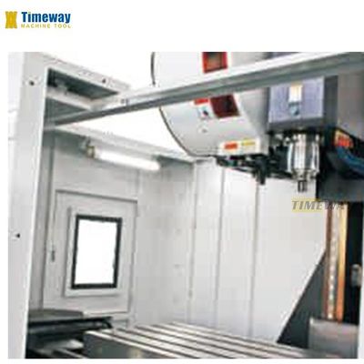 1300 mm Tafelreis Hoogprecisie Verticaal Bewerkingscentrum voor Geavanceerde Bewerking