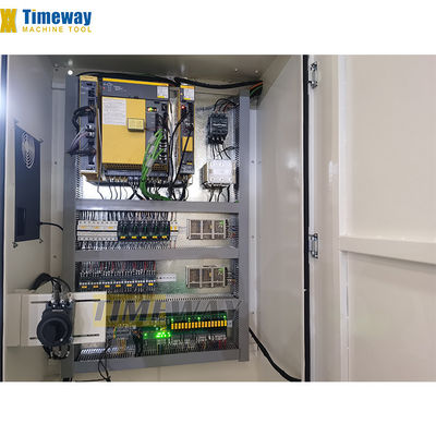 Metalen CNC-freesmachine met zware bewerkingscapaciteit en 700 mm Table Travel Z