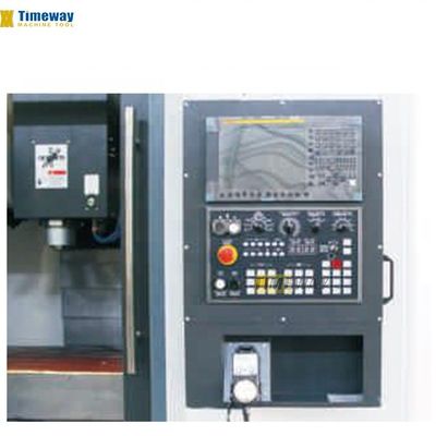 Verticaal bewerkingscentrum met hoge precisie met een enkele spindel 900x1800 mm Tafelgrootte