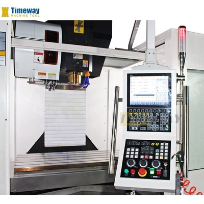 Tafelvervoer Y mm 1300 Verticaal CNC-bewerkingscentrum met max.