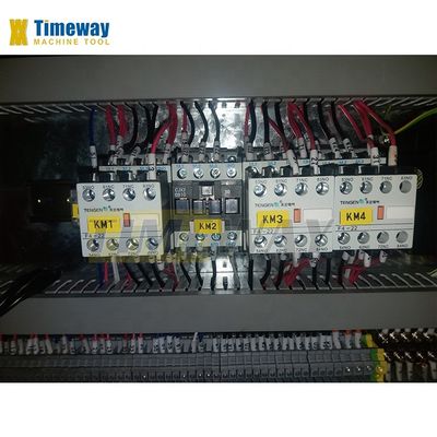 High Precision Universal Cylindrical Grinding Machine met 2000 mm afstand tussen de centra