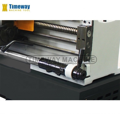 BL-660C Metalen draaibank 36-1600 tpm Spindel snelheid bereik 660mm Max. Swing Over Bed